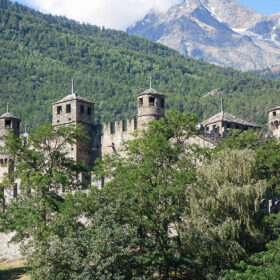 01 Castello Di Fenis