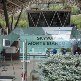 01 Skyway Monte Bianco